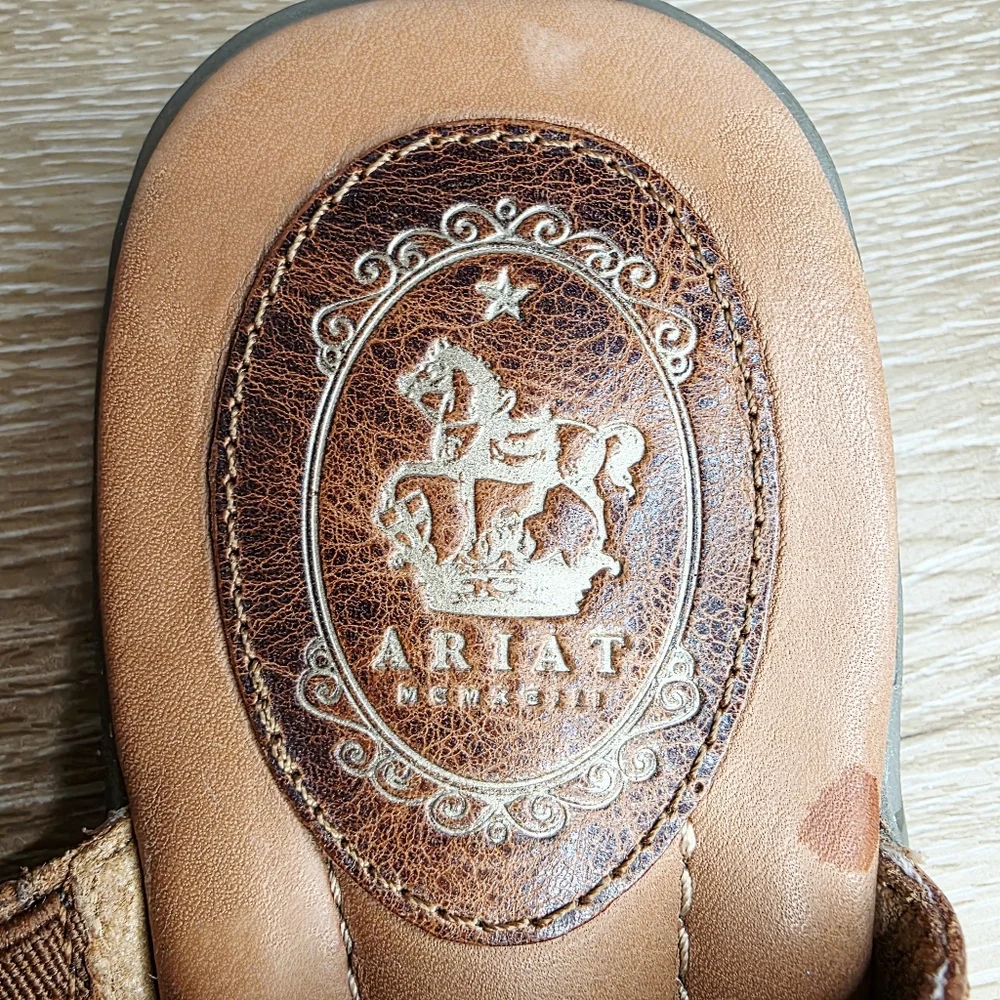 Ariat Tan Leather Sandals with Stud Accents - Picture 4 of 7